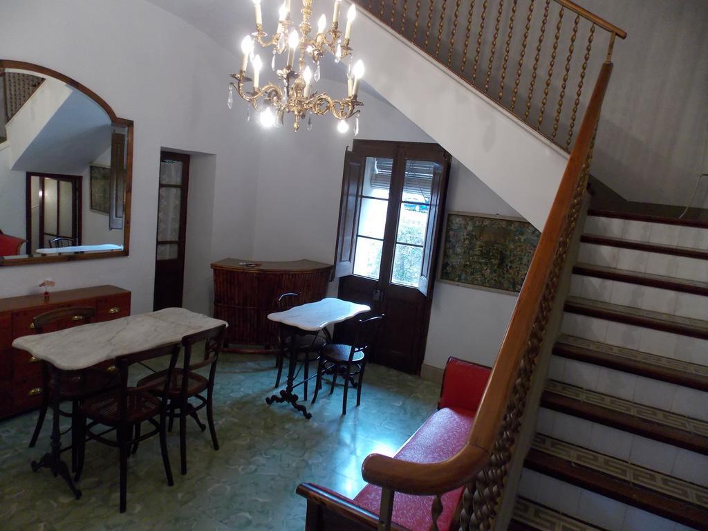Hostal Cal Pla Sant Llorenç Savall Kültér fotó