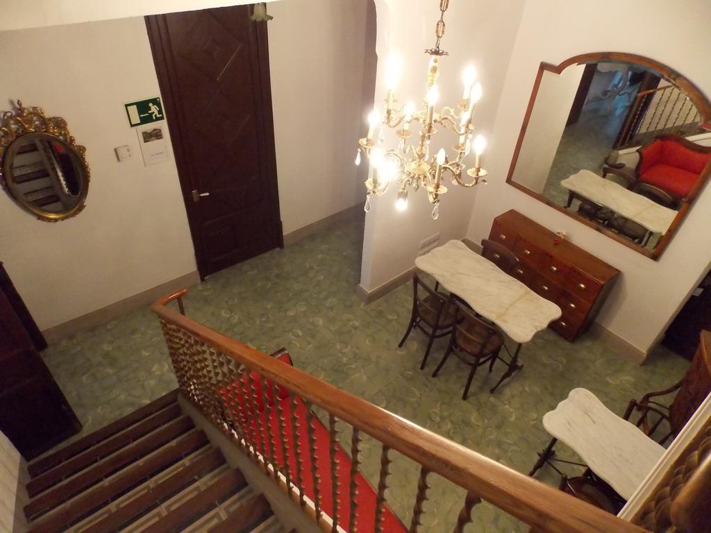 Hostal Cal Pla Sant Llorenç Savall Kültér fotó