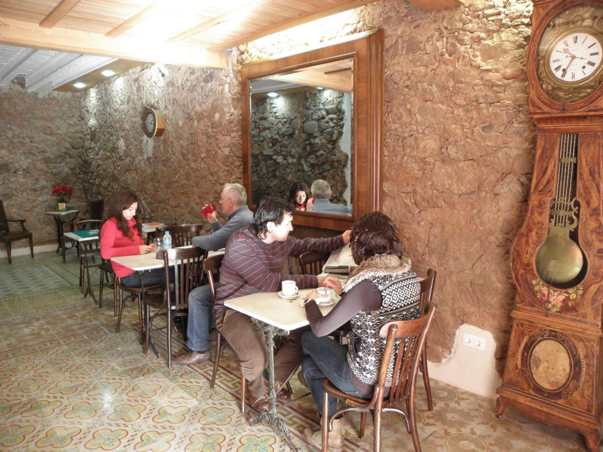 Hostal Cal Pla Sant Llorenç Savall Kültér fotó